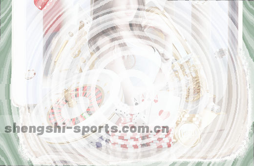 篮球入网瞬间 双方比分紧咬
